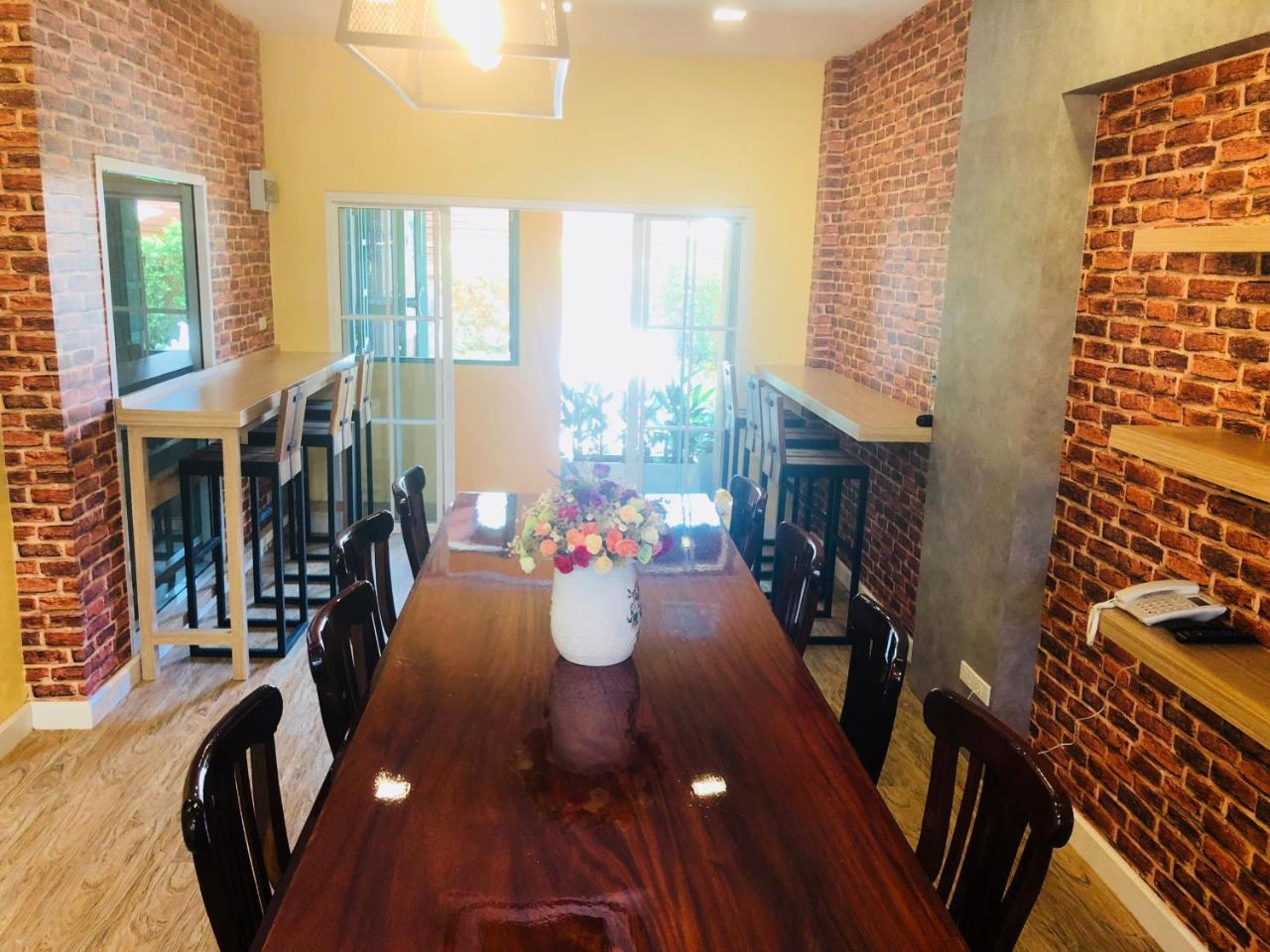 Krinnatra Villa Chonburi Esterno foto