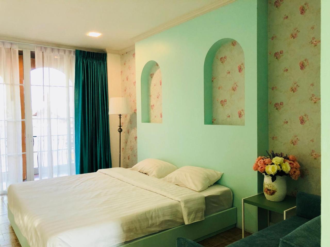 Krinnatra Villa Chonburi Esterno foto