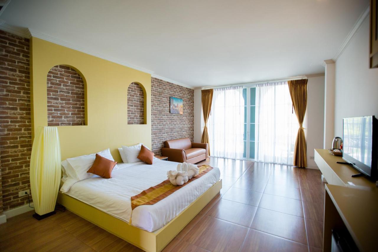 Krinnatra Villa Chonburi Esterno foto